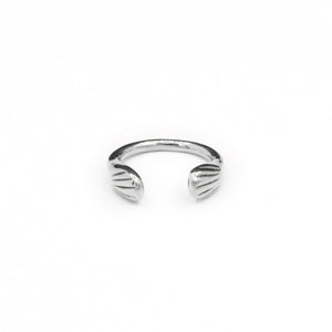 Seashell Ring in Silver