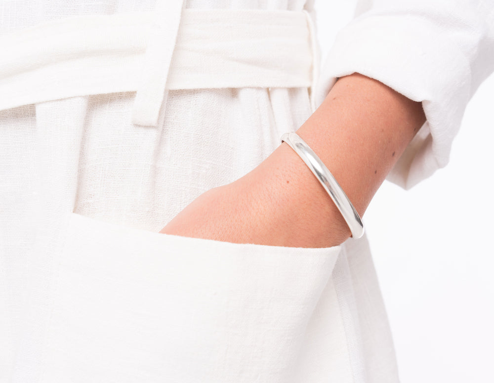 
            
                Load image into Gallery viewer, Classic Cuff in Silver
            
        