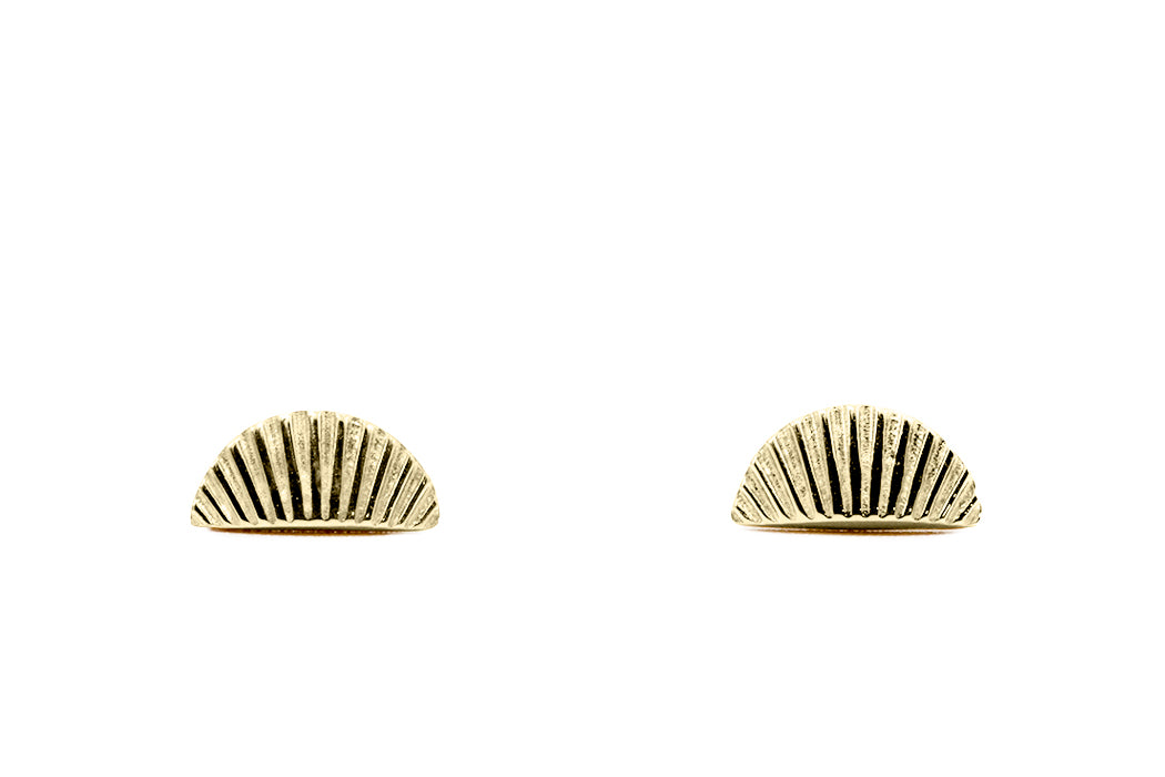 One Size / Brass